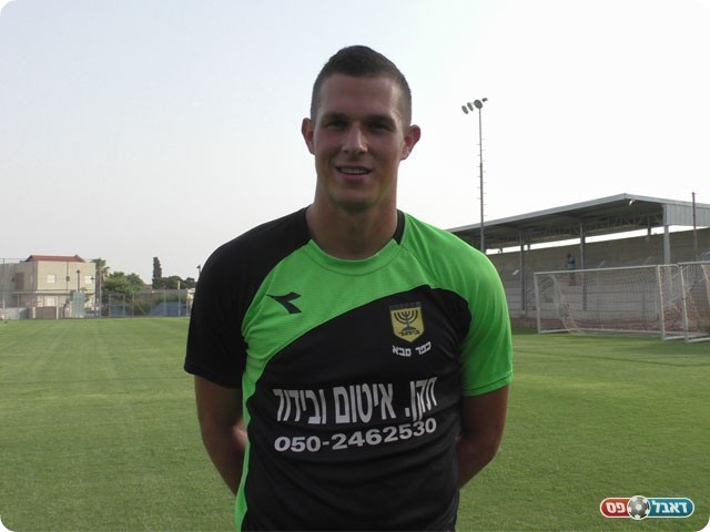 הישר מאילת. חן ברקוביץ'  (שקד מורג)